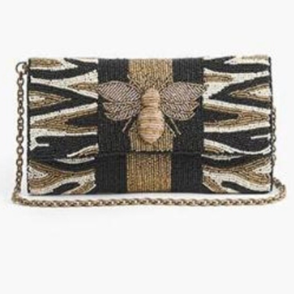 American and Beyond Bee Glam purse with removable chain strap. NWT.